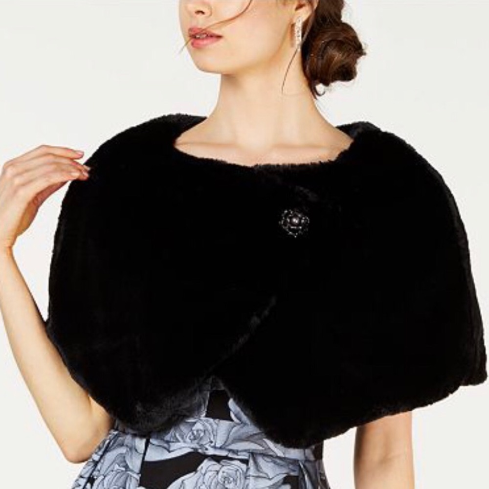 Embellished Tahari Faux-Fur Capelet (Wrap)